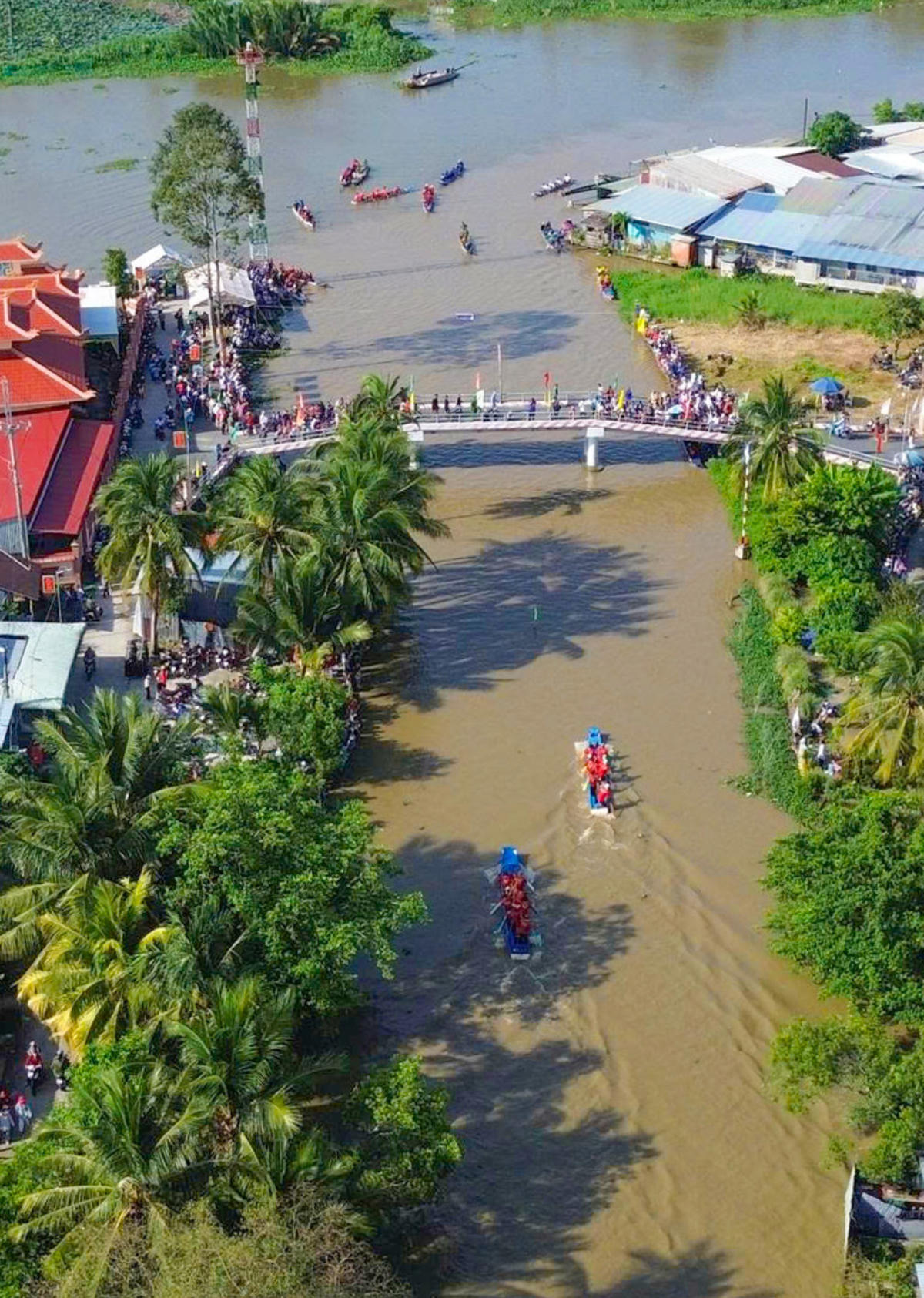 Sự kiện không chỉ là hoạt động thể thao giải trí mà còn tạo không khí vui tươi, tinh thần đoàn kết dân tộc; đồng thời quảng bá hình ảnh vùng đất, con người Long Thạnh chân chất, mến khách. Ảnh Nguyễn Minh.