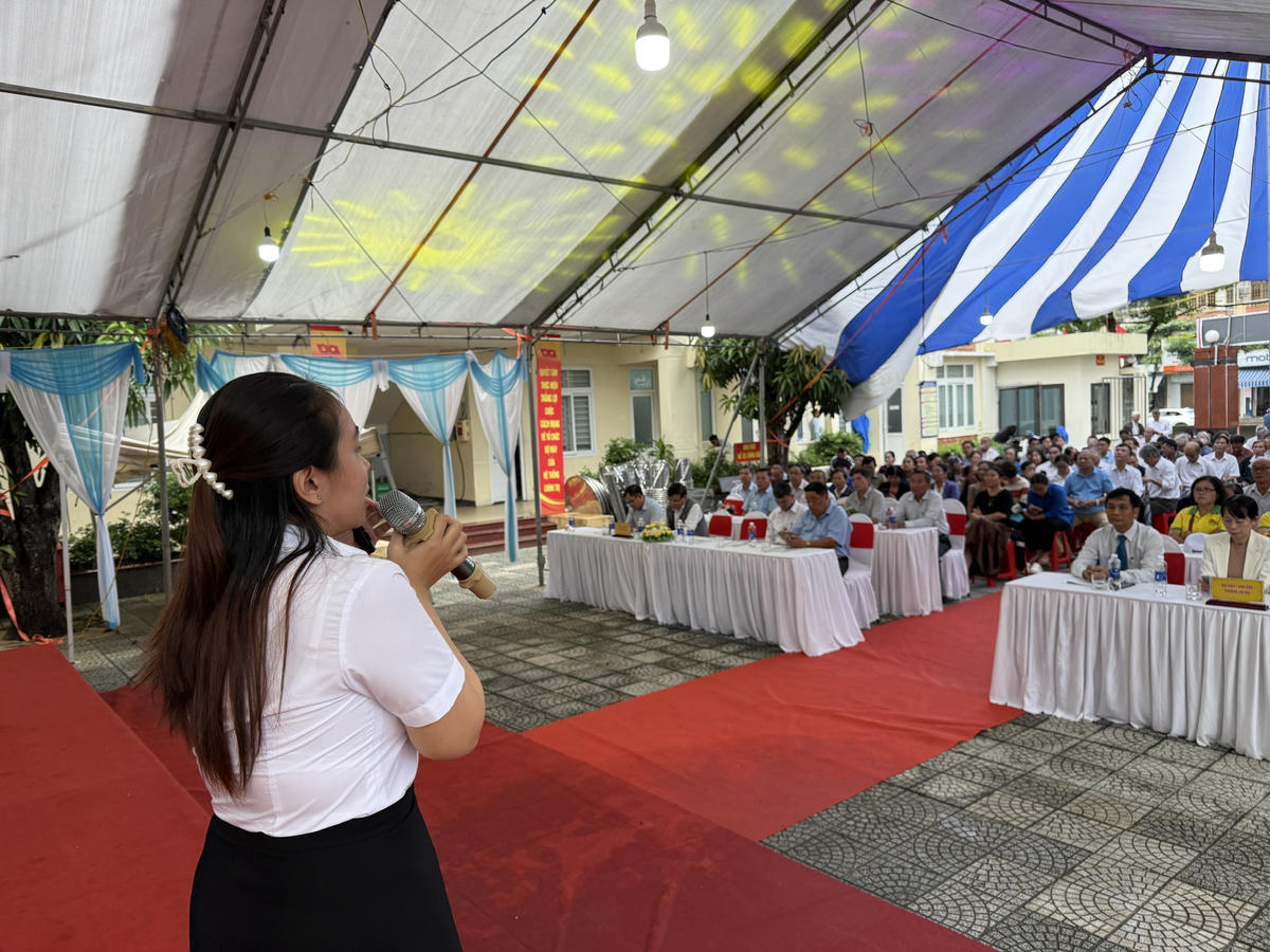 Tuyên truyền nâng cao kỹ năng số. Ảnh: Nguyễn Tú.