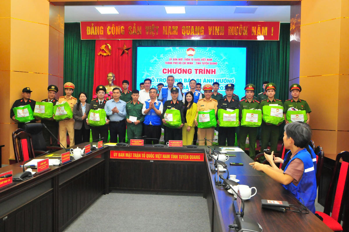 Thành phố Hồ Chí Minh hỗ trợ 5 tỷ đồng giúp Tuyên Quang khắc phục thiệt hại bão lũ