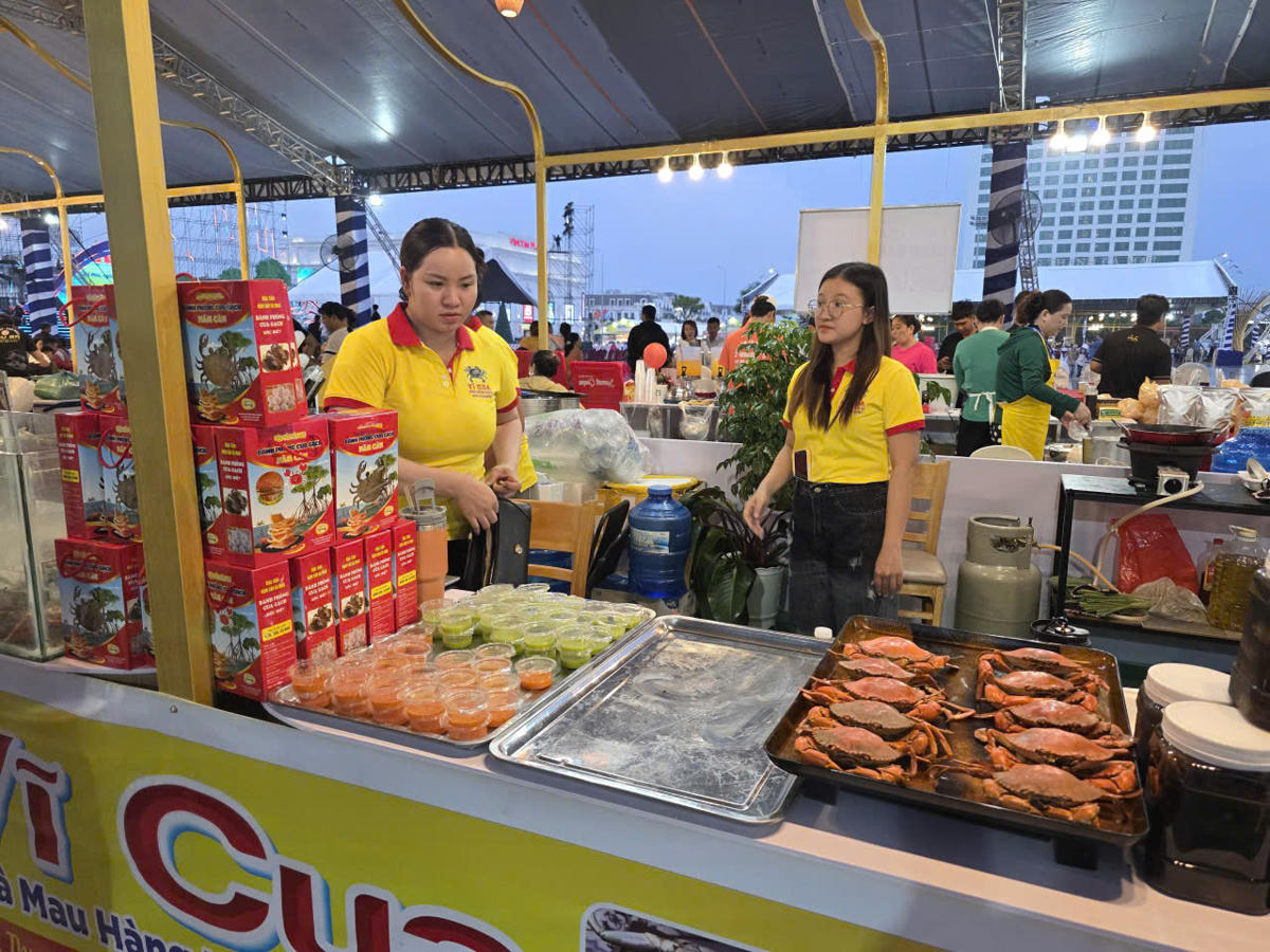 Cua Cà Mau được đánh giá là sản phẩm có  giá trị dinh dưỡng cao, thịt chắc, ngon, ngọt đậm và được thị trường trong và ngoài nước ưa chuộng. Ảnh: Nguyên Du