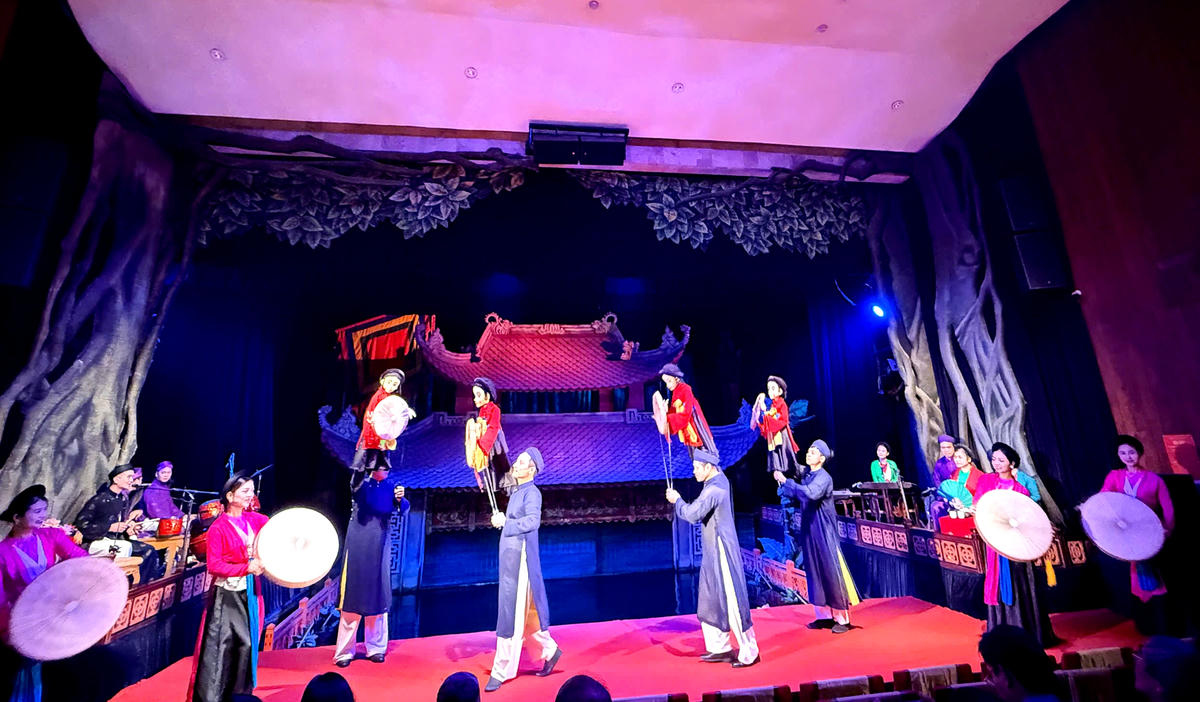 Một tiết mục biểu diễn rối cạn của các nghệ nhân, trong khuôn khổ các hoạt động Festival Thăng Long - Hà Nội. Ảnh: P. Sỹ.