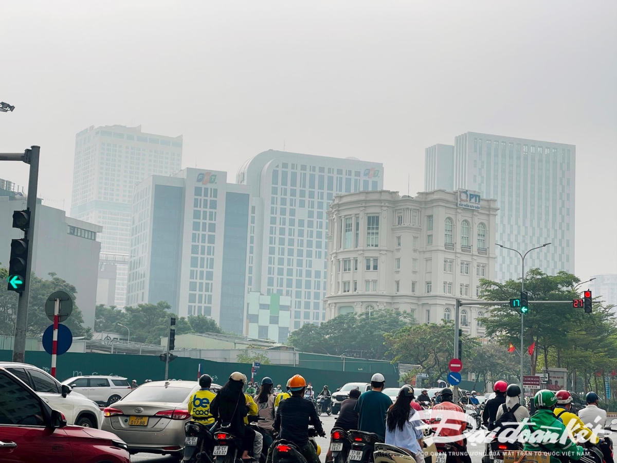 Mùa ô nhiễm không khí ở Hà Nội và các tỉnh phía Bắc thường kéo dài từ tháng 10 đến tháng 4 năm sau. Ảnh: Hoàng Chiến
