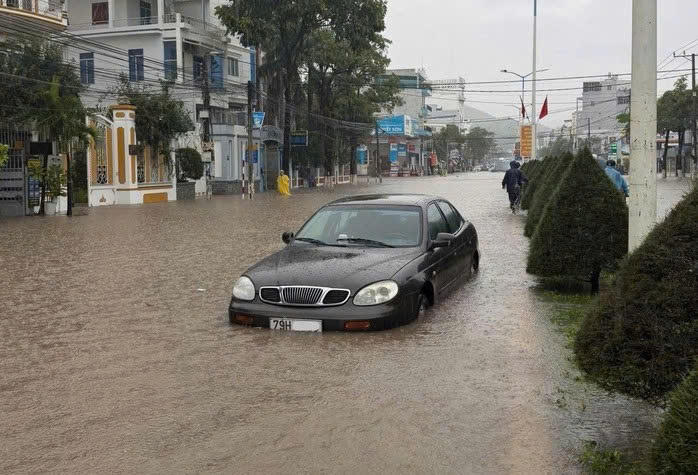Nguy cơ ngập lụt tại các phường Nha Trang, tỉnh Khánh Hòa. (ảnh X.H)