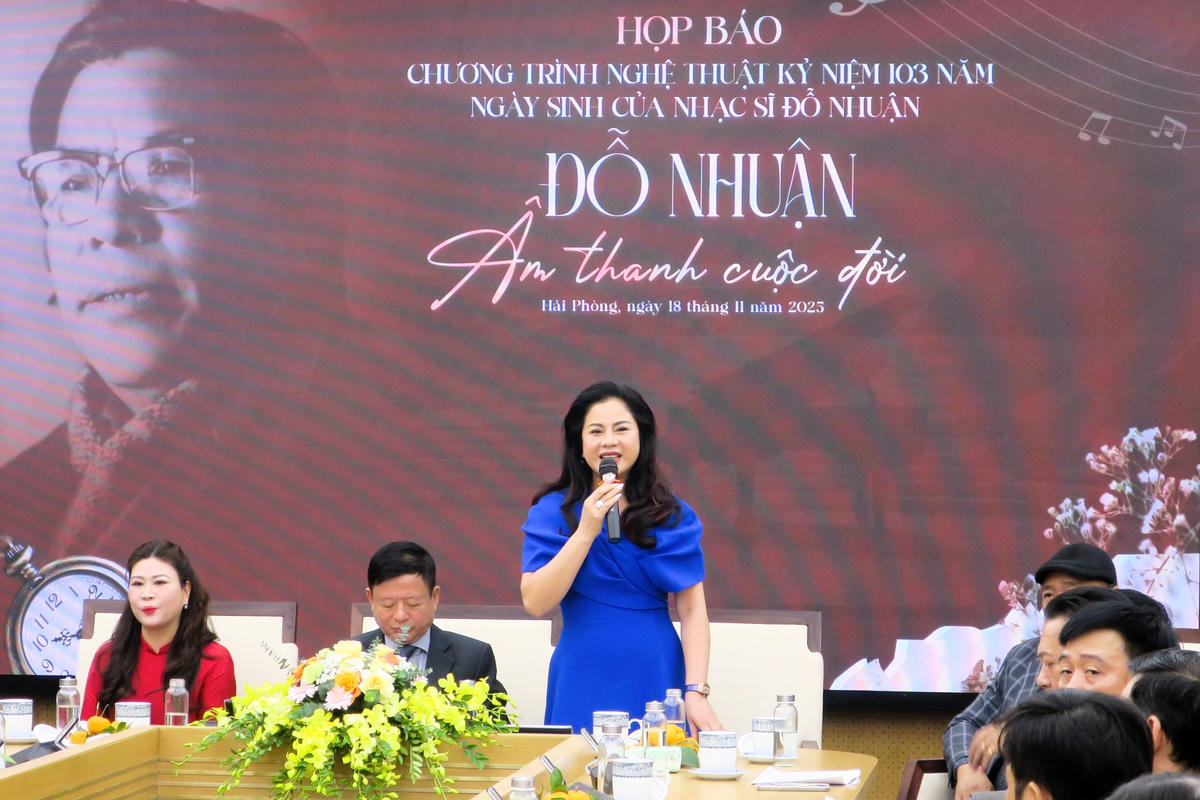 Bà Trần Thị Hoàng Mai, Giám đốc Sở VHTTDL TP Hải Phòng phát biểu tại cuộc họp báo. Ảnh: PT. 