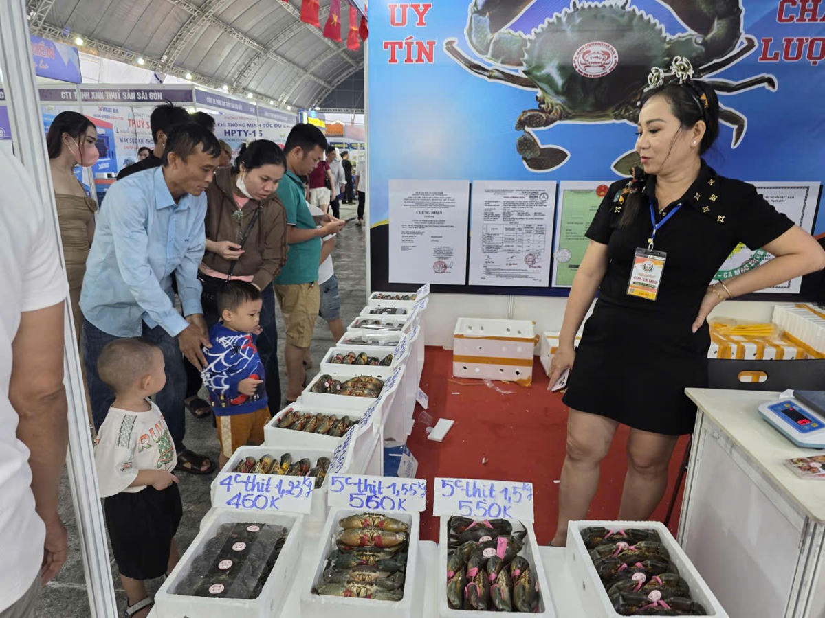 Cua cà Mau là sản phẩm chất lượng cao, sản lượng dẫn đầu cả nước với trên 36 ngàn tấn/năm. Ảnh: Nguyên Du.