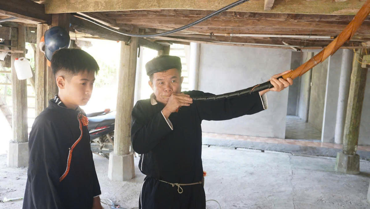 Người giữ hồn khèn Dao ở Khe Ngang