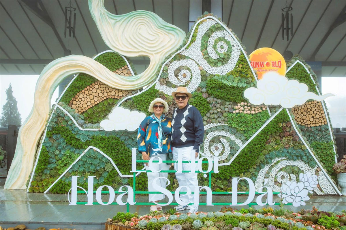 Những tác phẩm sen đá độc đáo tại Lễ hội Hoa Sen Đá lần thứ 2