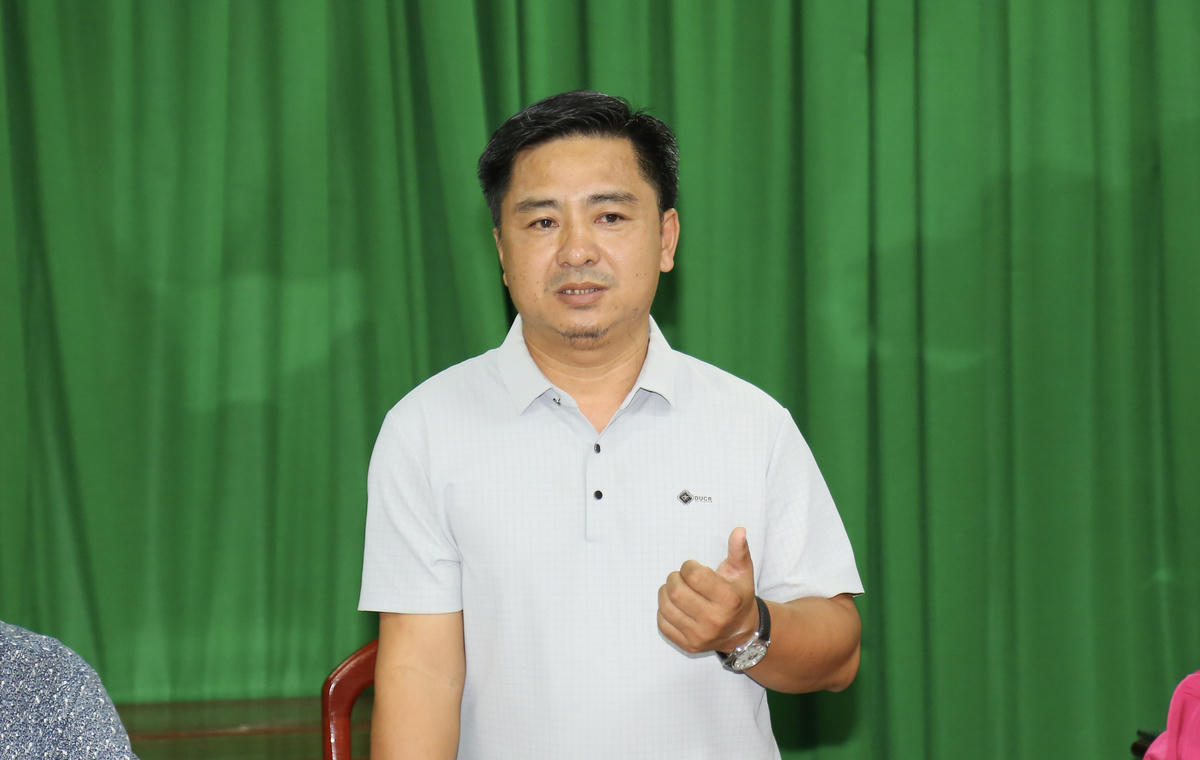 Ông Trần Quốc Trung - Phụ trách Văn phòng đại diện Báo Đại đoàn kết khu vực Tây Nam Bộ phát biểu tại buổi làm việc. (ảnh: Thanh Tiến)