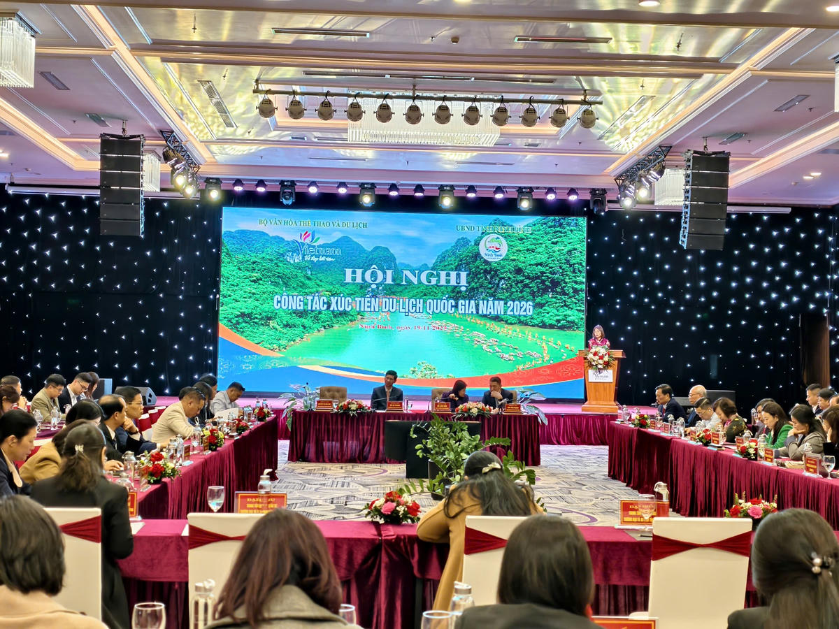 Hội nghị có sự tham dự của đại diện các bộ, ngành, các sở du lịch, doanh nghiệp, hãng hàng không, tổ chức quốc tế. Ảnh: Đình Minh 