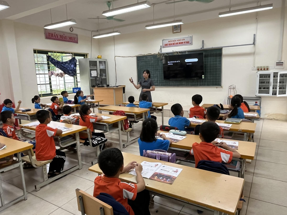 Giáo viên được xem là nền tảng, trụ cột của nền giáo dục. Ảnh minh họa: T.N.