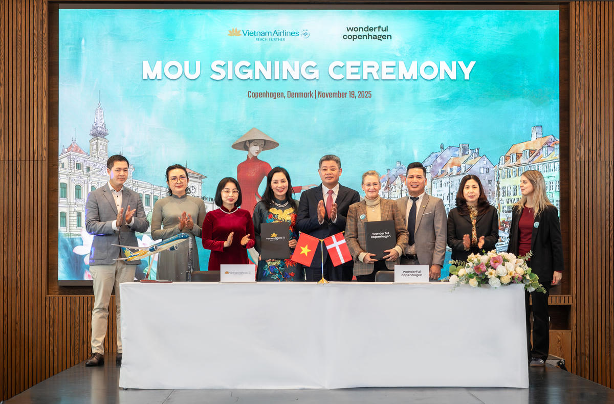Vietnam Airlines ký kết thỏa thuận hợp tác chiến lược với Greater Copenhagen Connected về xúc tiến du lịch và phát triển thị trường Bắc Âu tạo tiền đề để mở rộng hoạt động quảng bá điểm đến Việt Nam.