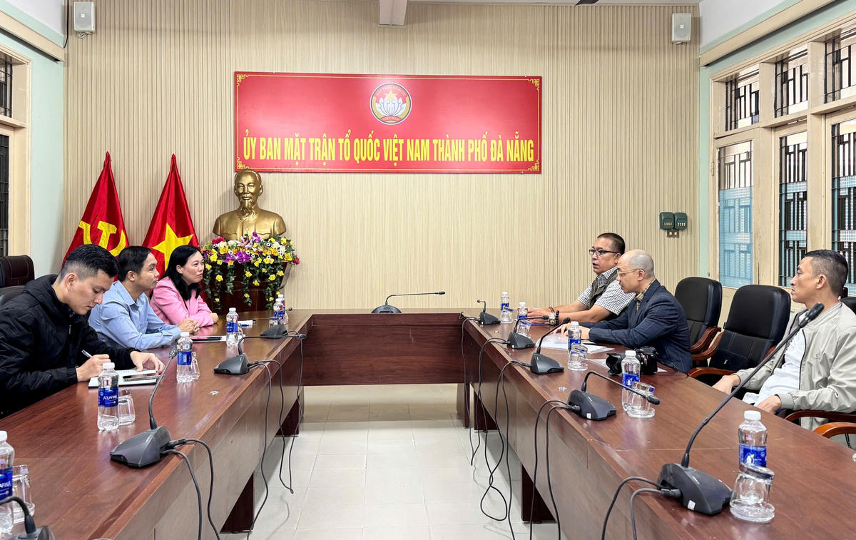 Quang cảnh buổi làm việc. Ảnh: Chí Đại.