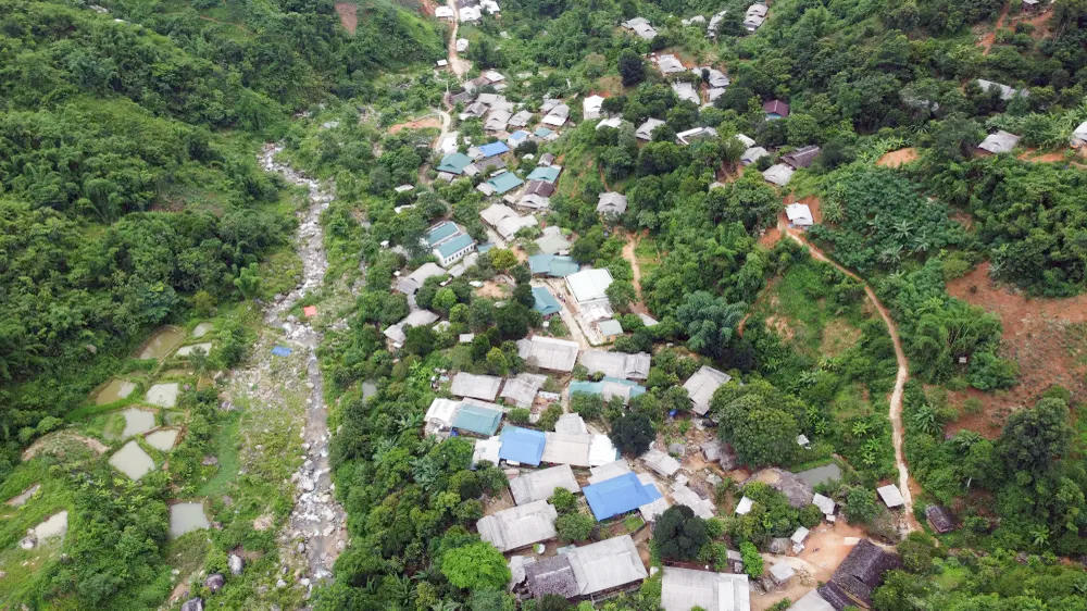 Một góc xã biên giới Pù Nhi, giáp biên giới nước bạn Lào. Ảnh: Đặng Trung.