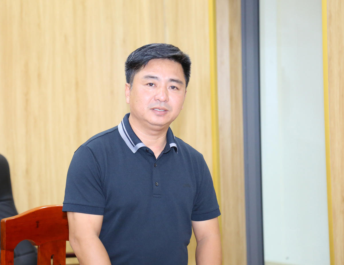 Ông Trần Quốc Trung - Phụ trách Văn phòng đại diện Báo Đại đoàn kết khu vực Tây Nam Bộ phát biểu tại buổi làm việc. (ảnh: Thanh Tiến)