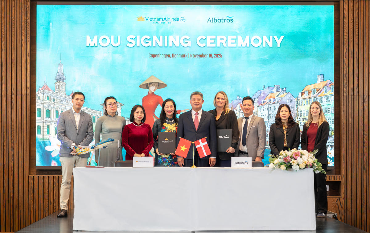 Vietnam Airlines và Albatros Travel cũng thống nhất hợp tác phát triển các sản phẩm du lịch hai chiều, nhằm gia tăng lượng khách Đan Mạch đến Việt Nam, đồng thời mở rộng dòng khách Việt Nam tới Bắc Âu.