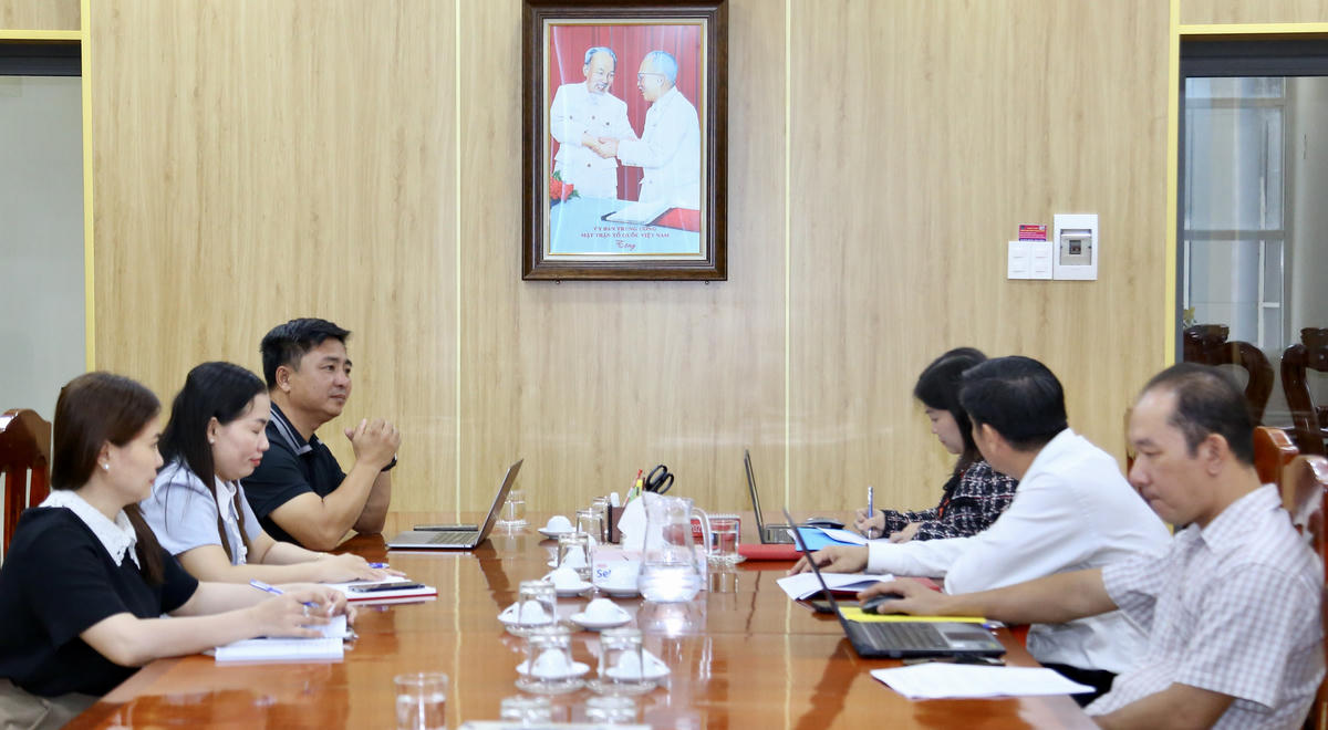 Quang cảnh buổi làm việc. (ảnh: Thanh Tiến)