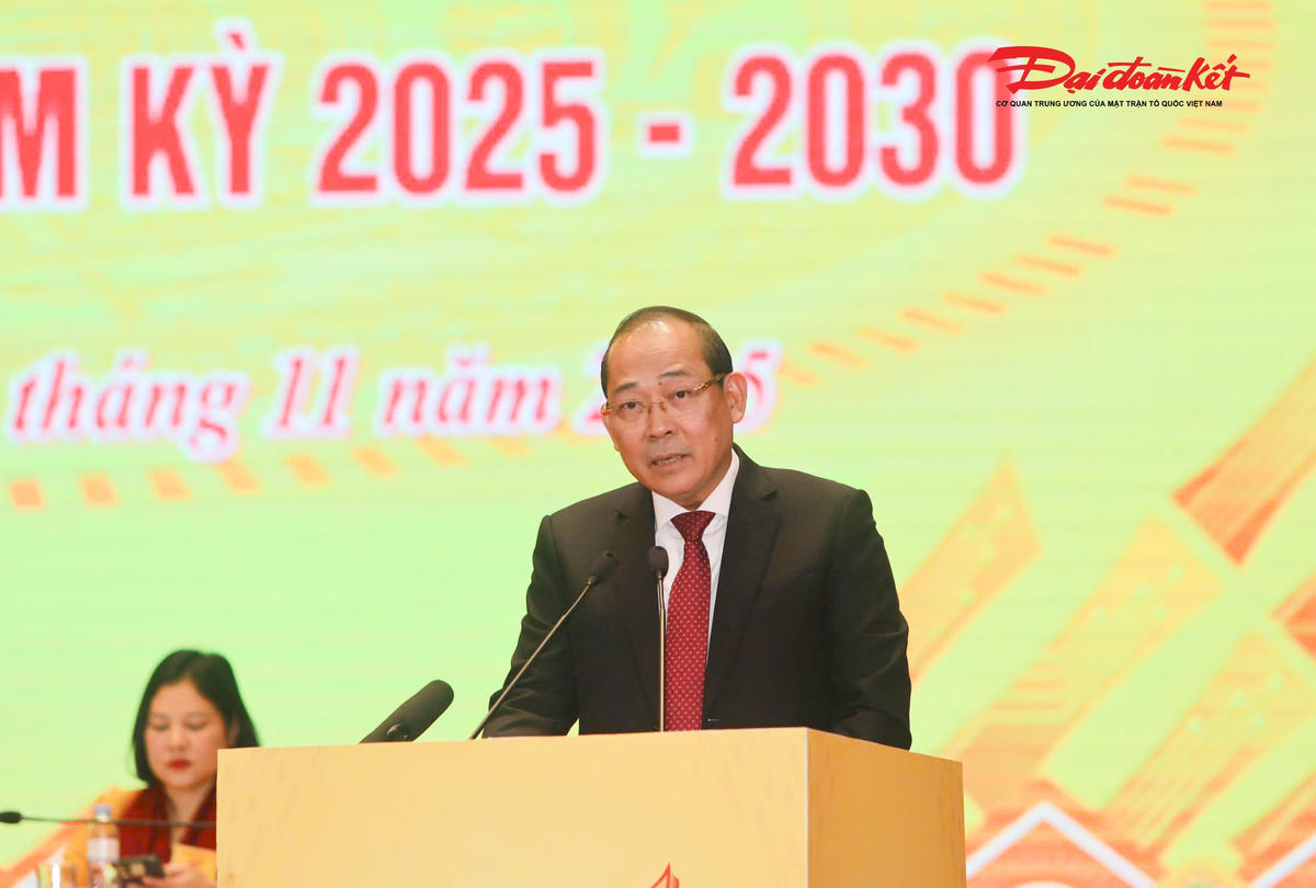 Ông Hoàng Công Thủy - Phó Chủ tịch Uỷ ban Trung ương MTTQ Việt Nam phát biểu chỉ đạo tại Đại hội MTTQ tỉnh Nghệ An lần thứ XVI, nhiệm kỳ 2025-2030. Ảnh: ĐB