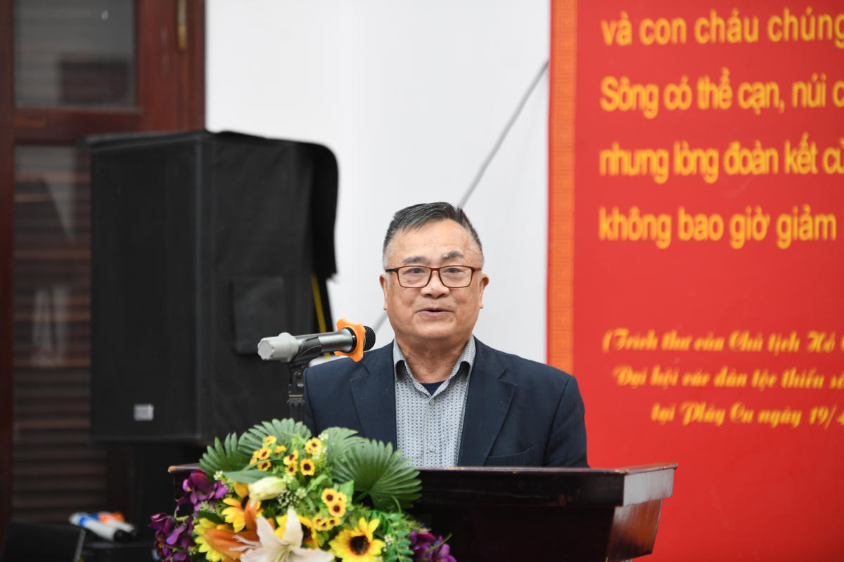 Bàn về tính cân bằng giữa bảo tồn và khai thác  các giá trị văn hóa cho phát triển du lịch, PGS. TS Nguyễn Duy Thiệu - nguyên Phó giám đốc Bảo tàng Dân tộc học Việt Nam cho rằng, cần đặt nguyên tắc bảo tồn lên hàng đầu, không hy sinh văn hóa vì lợi ích trước mắt, đồng thời phát huy giá trị văn hóa một cách bền vững và mang lại lợi ích lâu dài cho cộng đồng địa phương. Ảnh: Phạm Sỹ.