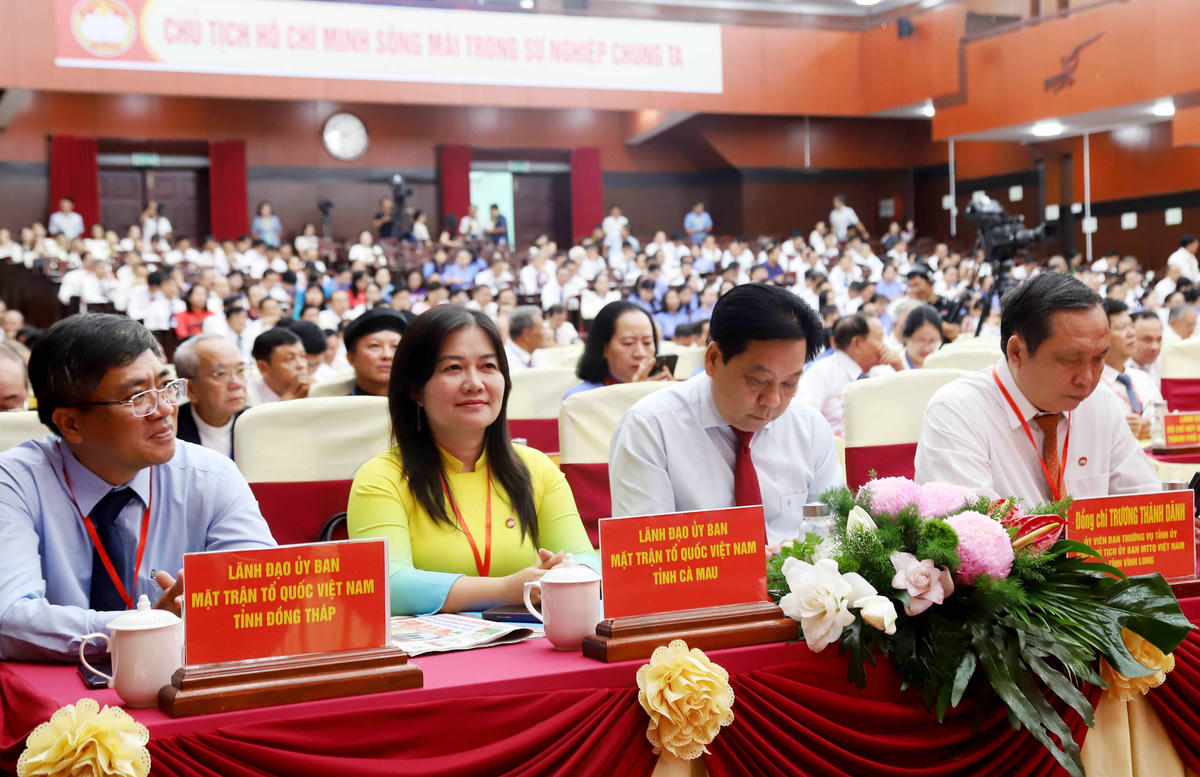 Đại biểu là lãnh đạo MTTQ các địa phương trong khu vực dự Đại hội. Ảnh Trung Kiên