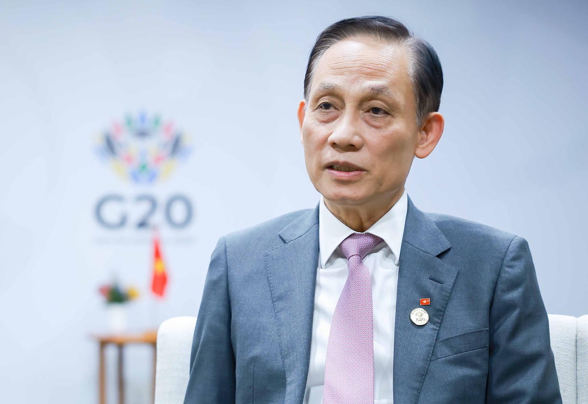 Bí thư Trung ương Đảng, Bộ trưởng Bộ Ngoại giao Lê Hoài Trung trả lời phỏng vấn. Ảnh: VGP/Nhật Bắc