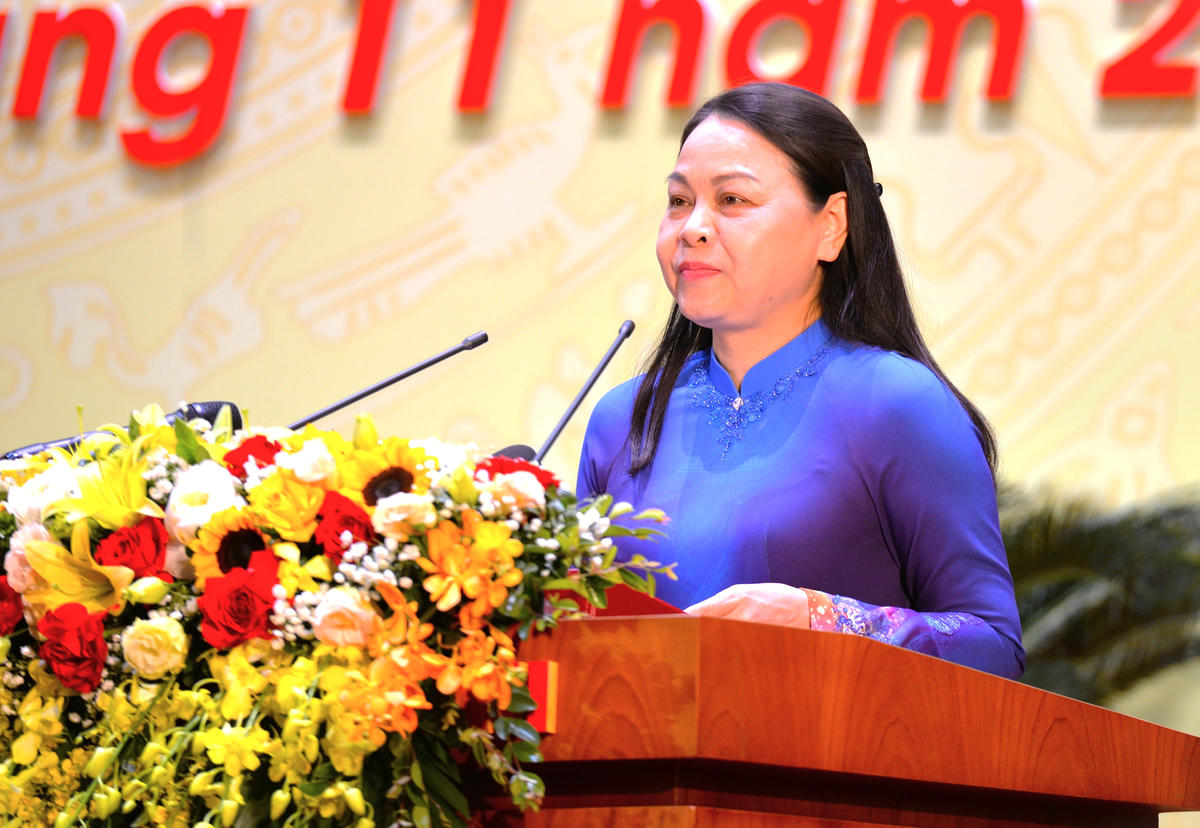 Phó Chủ tịch - Tổng Thư ký Nguyễn Thị Thu Hà phát biểu tại Đại hội. Ảnh: Ngọc Anh.