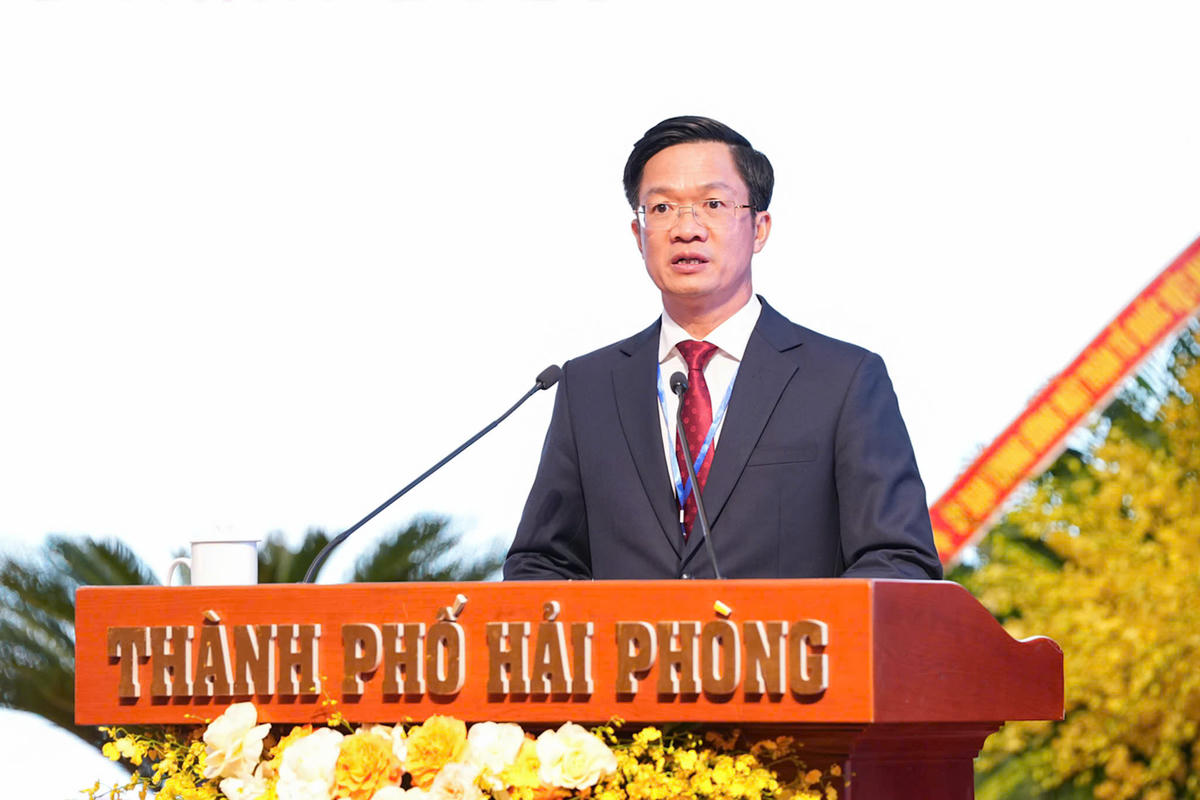 Ông Phạm Văn Lập, Phó Bí thư Thành uỷ, Chủ tịch Uỷ ban MTTQ Việt Nam thành phố thông qua nội dung hiệp thương cử Uỷ ban MTTQ VN thành phố Hải Phòng khoá I, nhiệm kỳ 2025-2030. . Ảnh: ĐT.