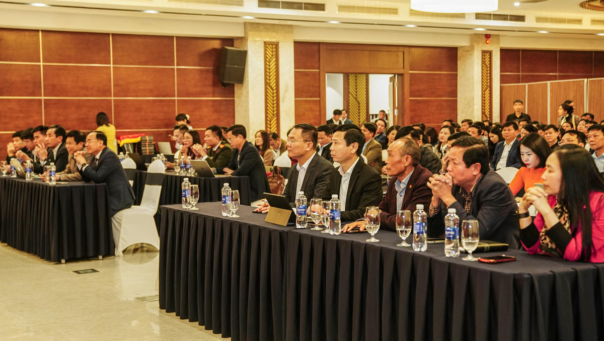 Các đại biểu tham dự buổi lễ. Ảnh: Cẩm Kỳ&nbsp;