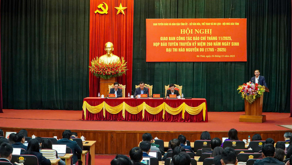 Toàn cảnh hội nghị. Ảnh: Cẩm Kỳ 