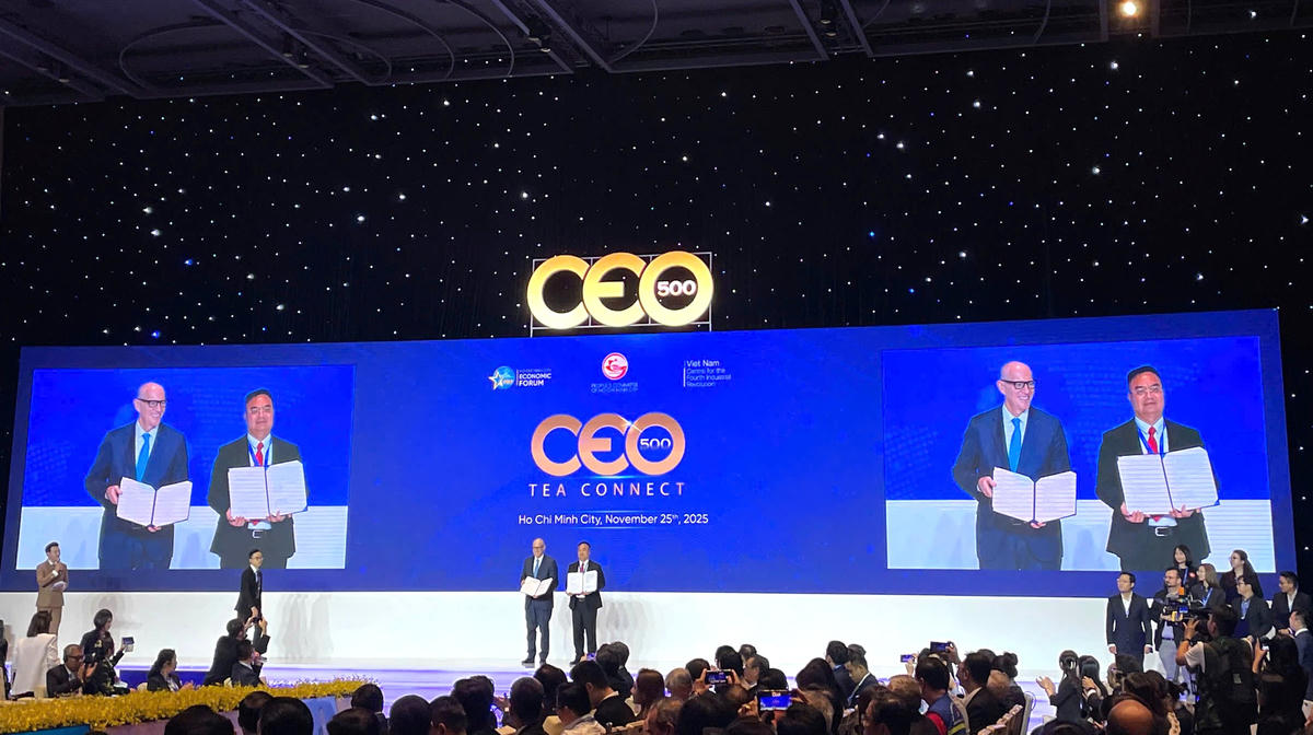Lễ ký kết diễn ra ngay trong khuôn khổ Diễn đàn Kinh tế Mùa thu 2025. Ảnh: T.N