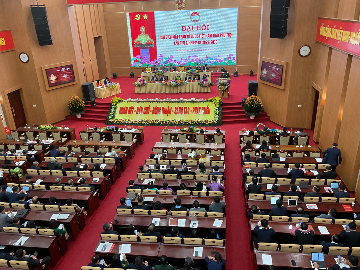 Hình ảnh đẹp trong ngày hội lớn của người Mặt trận Đất Tổ
