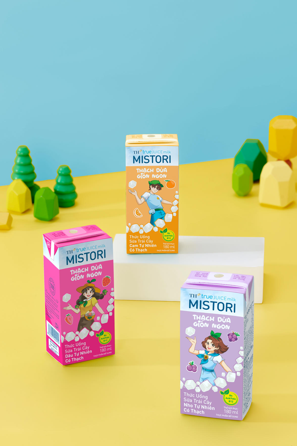 Tập đoàn TH ra mắt bộ đôi Thức Uống Sữa Trái Cây MISTORI mới