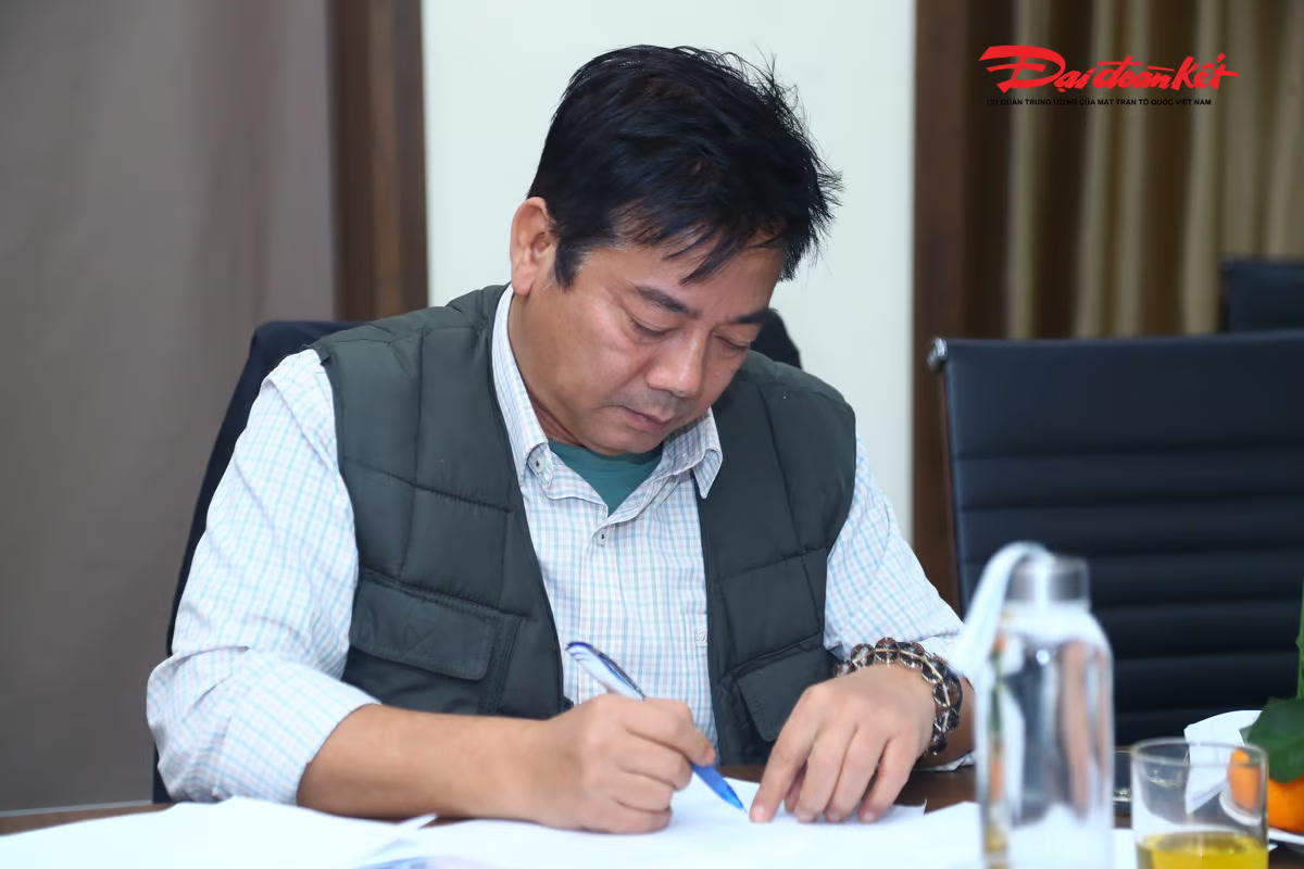 Ông Vũ Tiến Cường – Chánh Văn phòng, Báo Đại đoàn kết, thành viên Hội đồng thẩm định.