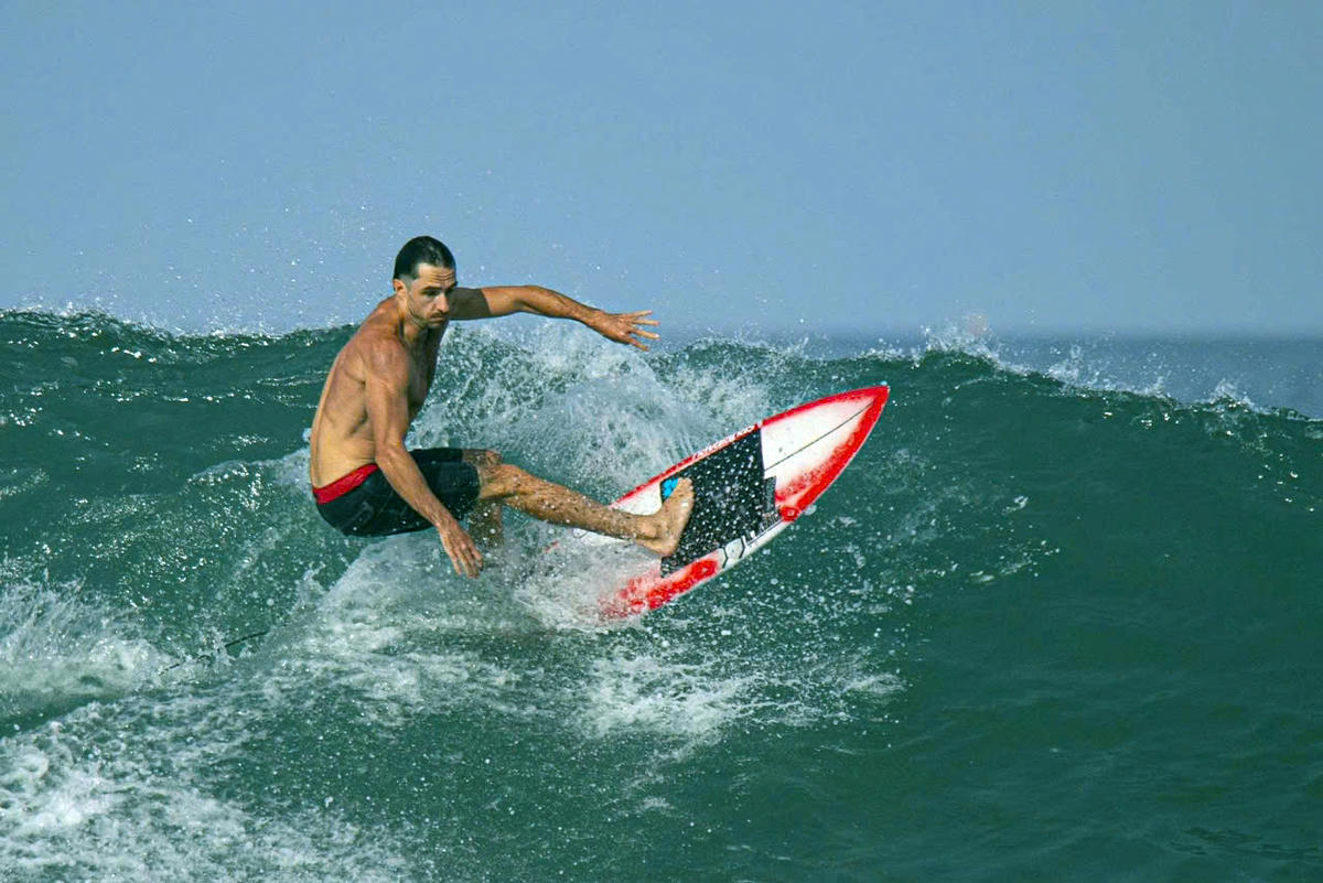 Phong cách biểu diễn của người dân mang lại những khoảnh khắc chinh phục khán giả tại biển Đà Nẵng. Ảnh: Nguyễn Tú.