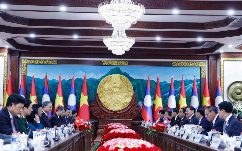 Tổng Bí thư Tô Lâm và Tổng Bí thư, Chủ tịch nước Lào chứng kiến Lễ trao các văn kiện hợp tác