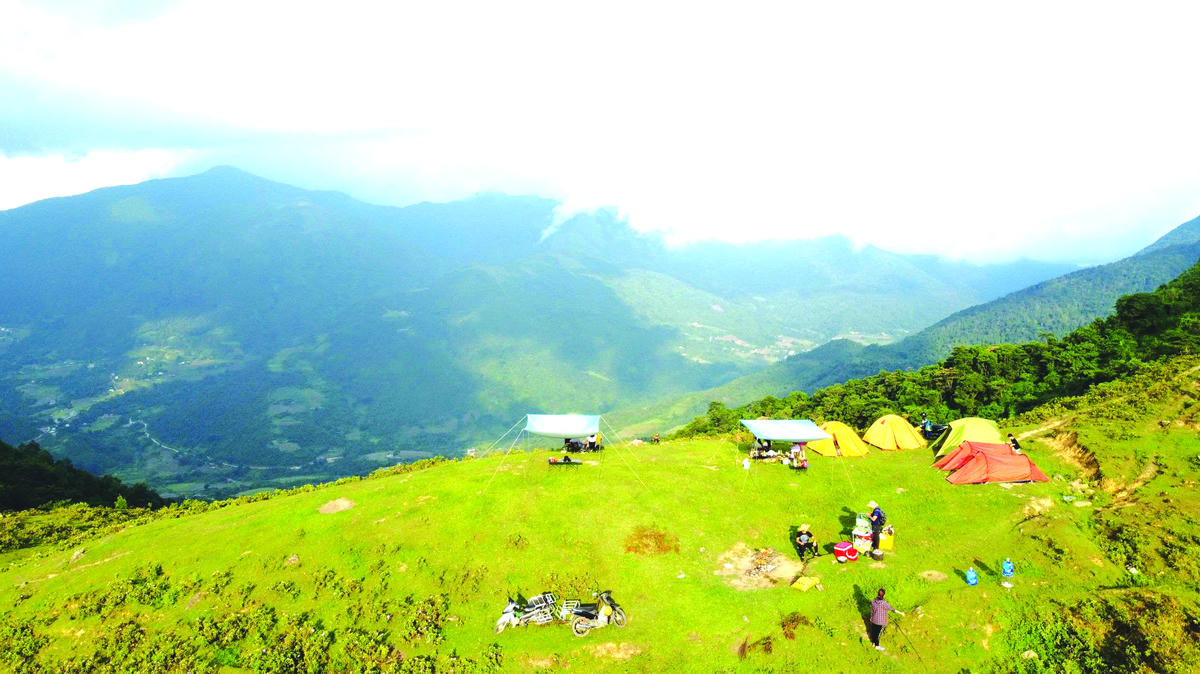Nhiều người chọn Bình Liêu là địa điểm yêu thích để cắm trại.