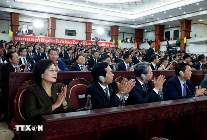 Các đại biểu tham dự cuộc phát biểu chính sách của Tổng Bí thư Tô Lâm tại Học viện Chính trị và Hành chính Quốc gia Lào. (Ảnh: Thống Nhất/TTXVN)