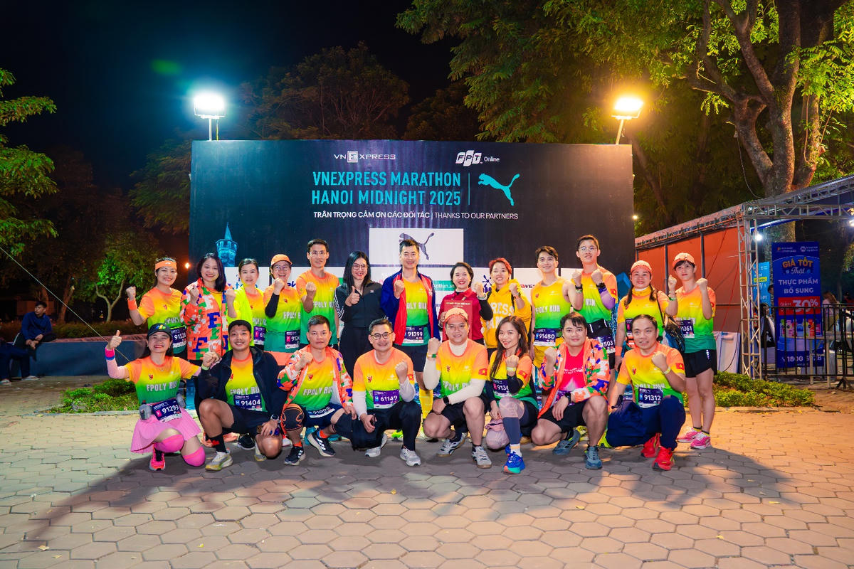 Kỷ lục marathon 42 km và giá trị tinh thần đoàn kết 