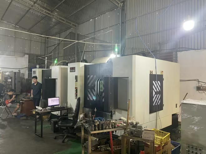 Các loại máy móc thiết bị liên quan đến vị án.