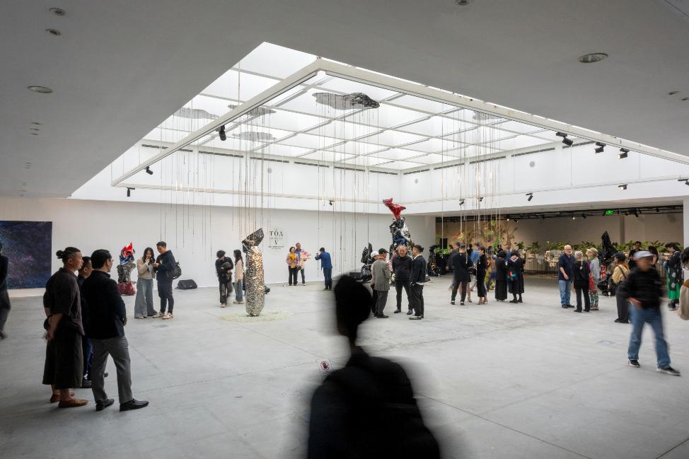 Lễ khai mạc triển lãm “Tỏa V – Điểm Chạm Khoa Học”.