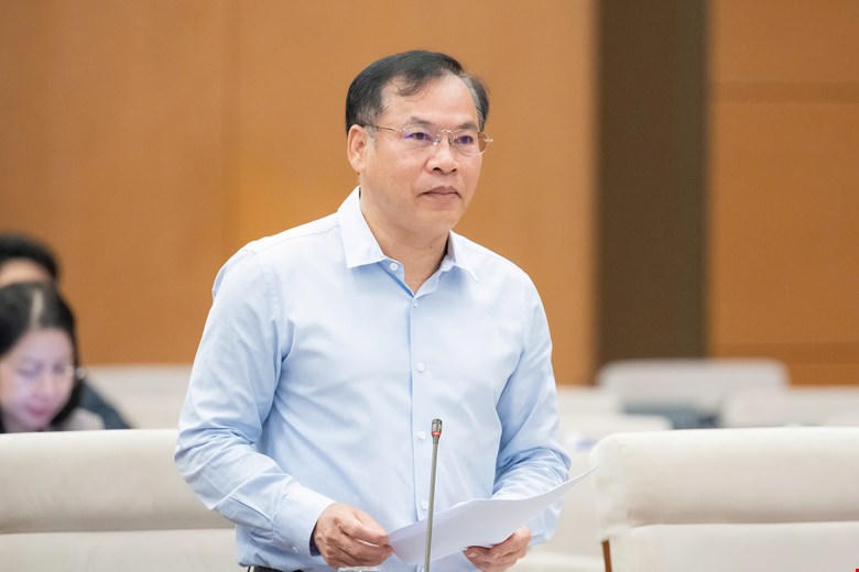 Thông qua Pháp lệnh sửa đổi, bổ sung một số điều của Pháp lệnh Cảnh sát môi trường