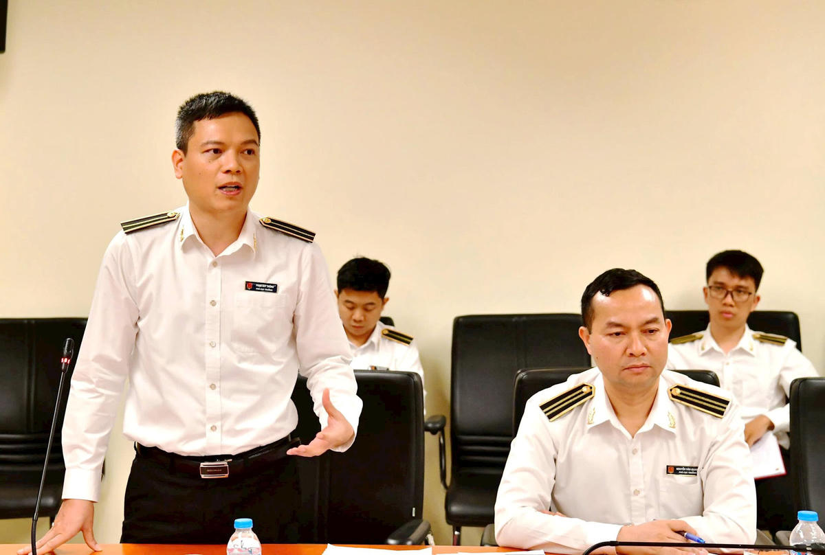 Phó Cục trưởng phụ trách Cục CNTT Phạm Huy Thông phát biểu tiếp thu ý kiến chỉ đạo tại Hội nghị.