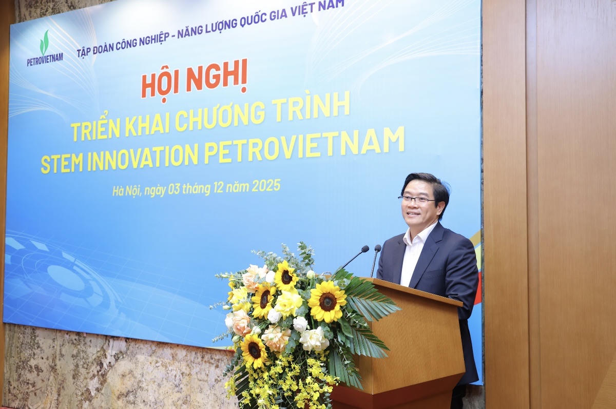 TS Thái Văn Tài – Vụ trưởng Vụ Giáo dục phổ thông, Bộ GDĐT phát biểu tại hội nghị.