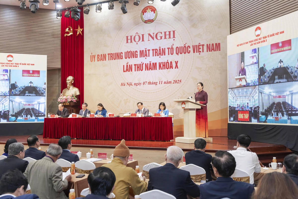 Khẳng định vị trí, vai trò đặc biệt của Mặt trận Tổ quốc Việt Nam trong hệ thống chính trị