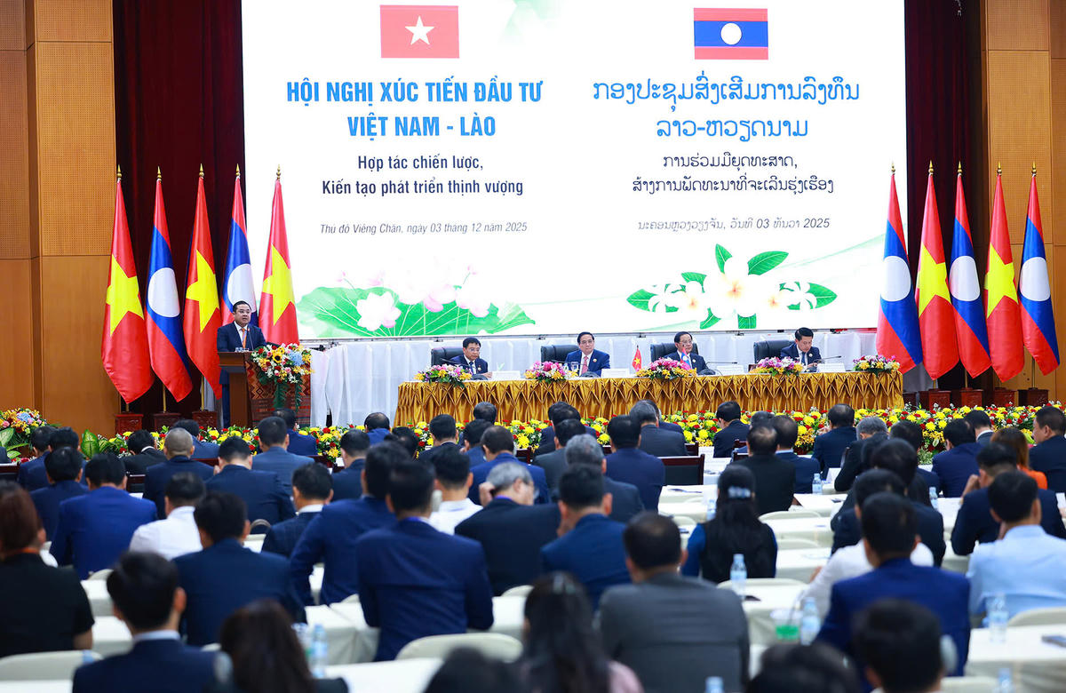 Toàn cảnh Hội nghị Xúc tiến Đầu tư Việt Nam - Lào, diễn đàn thúc đẩy hợp tác kinh tế và cơ hội đầu tư giữa hai nước.