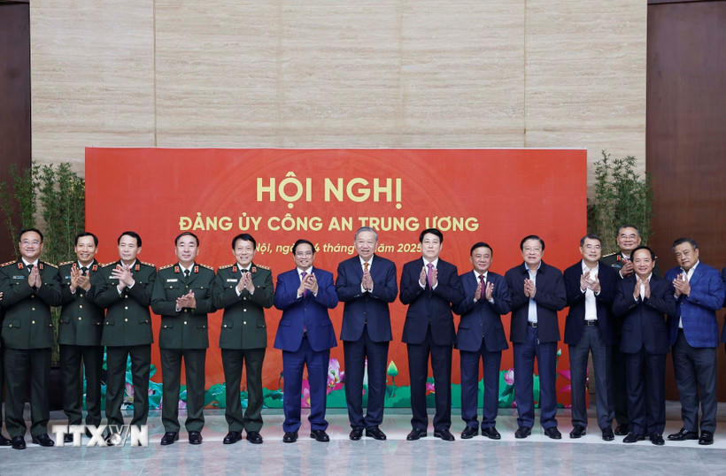 Tổng Bí thư Tô Lâm và các đại biểu. (Ảnh: Thống Nhất/TTXVN)