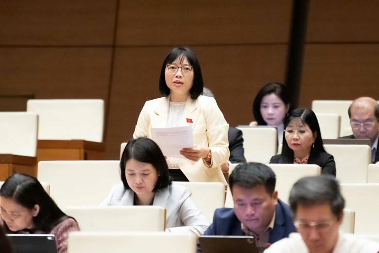 Lấy văn hoá công vụ, văn hoá chính trị, văn hoá pháp quyền làm gương dẫn dắt xã hội