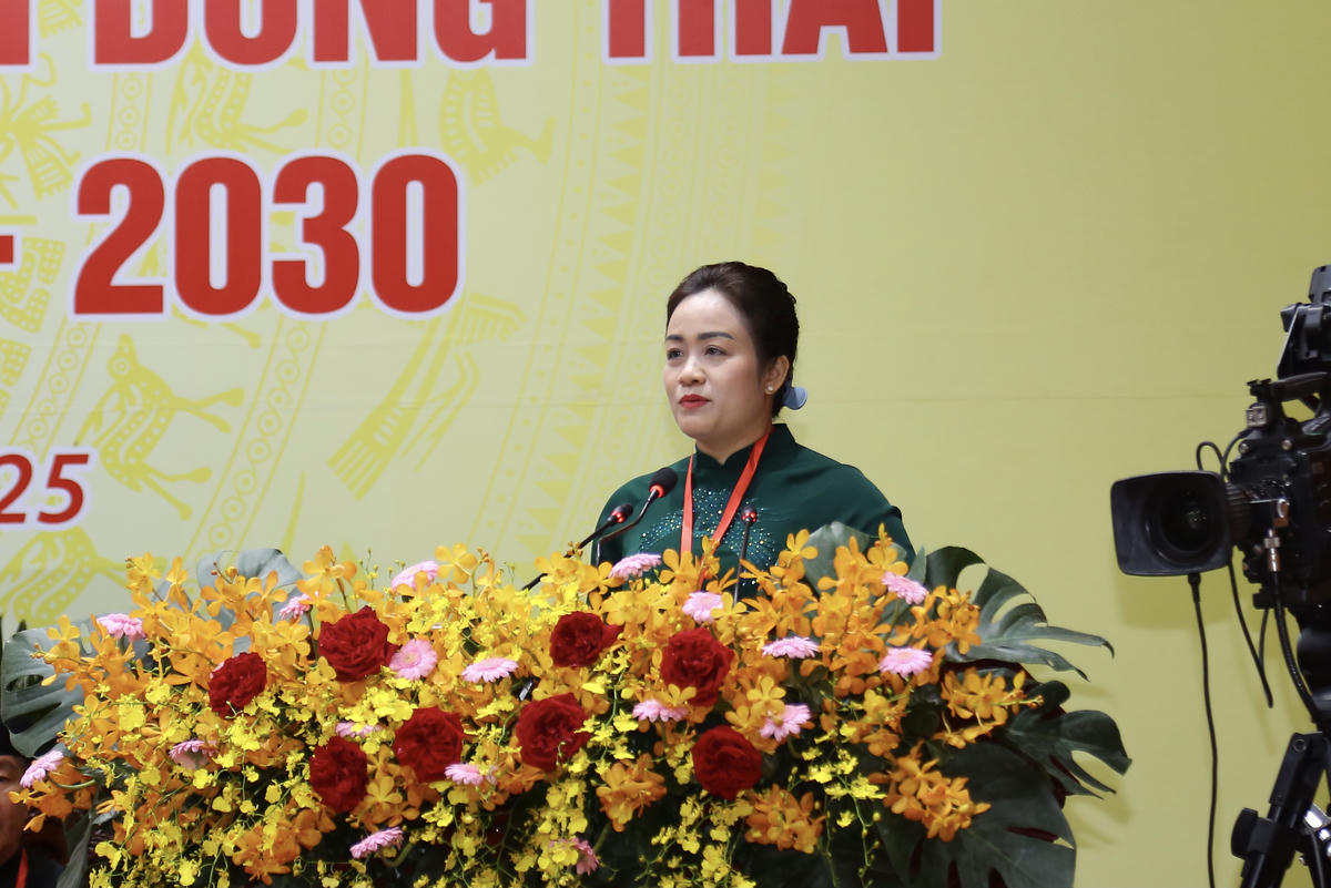 Bà Nguyễn Hải Trâm - Phó Bí thư Thường trực Tỉnh ủy Đồng Tháp phát biểu tại Đại hội. (ảnh: Thanh Tiến)