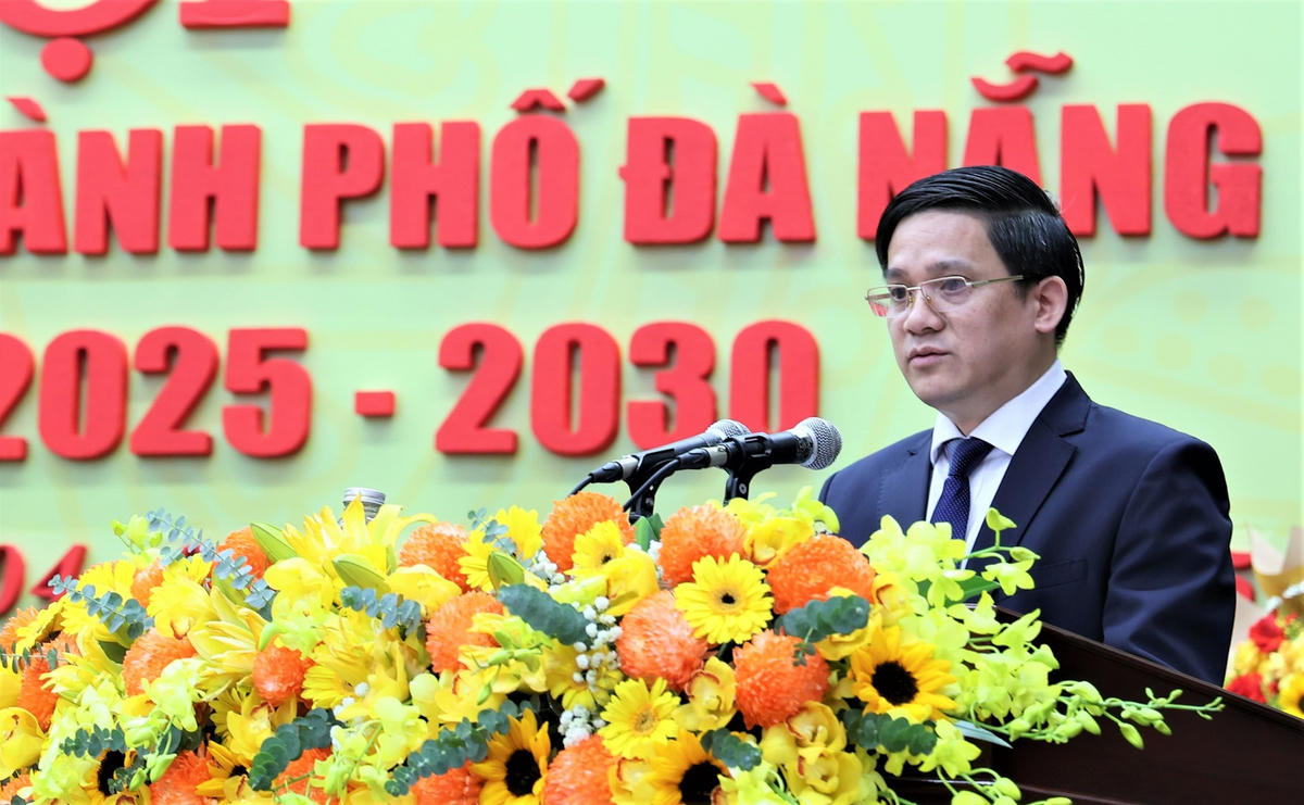 Ông Phạm Tiến Nam, Phó Chủ tịch Trung ương Hội Nông dân Việt Nam phát biểu chỉ đạo Đại hội. Ảnh: Tấn Thành.