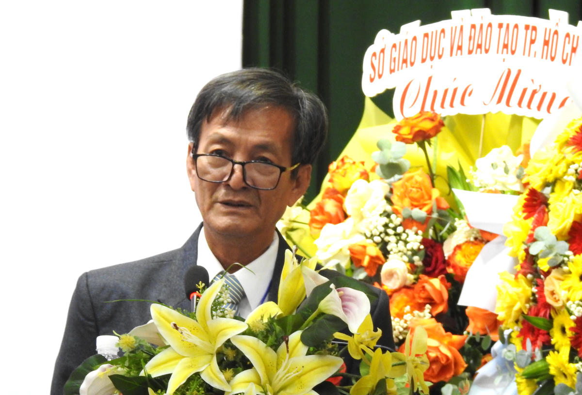 Ông Lâm Văn Quản, Chủ tịch Hội GDNN TP Hồ Chí Minh nhiệm kỳ I (2025-2030) phát biểu tại đại hội. Ảnh: Đ.Xá.