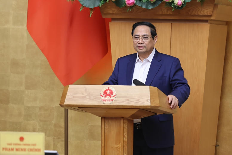 Thủ tướng Phạm Minh Chính phát biểu khai mạc phiên họp Chính phủ thường kỳ tháng 11/2025. Ảnh: Nhật Bắc